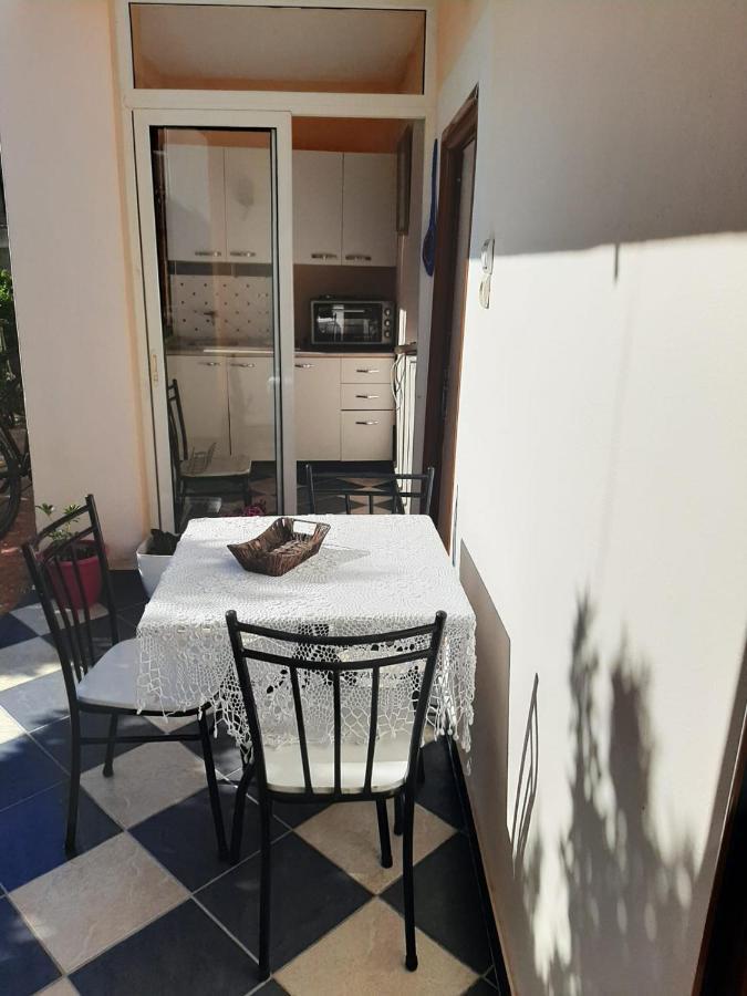 Guest House Noah&Kristel Berat Exterior photo