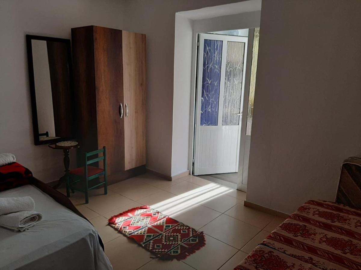 Guest House Noah&Kristel Berat Exterior photo